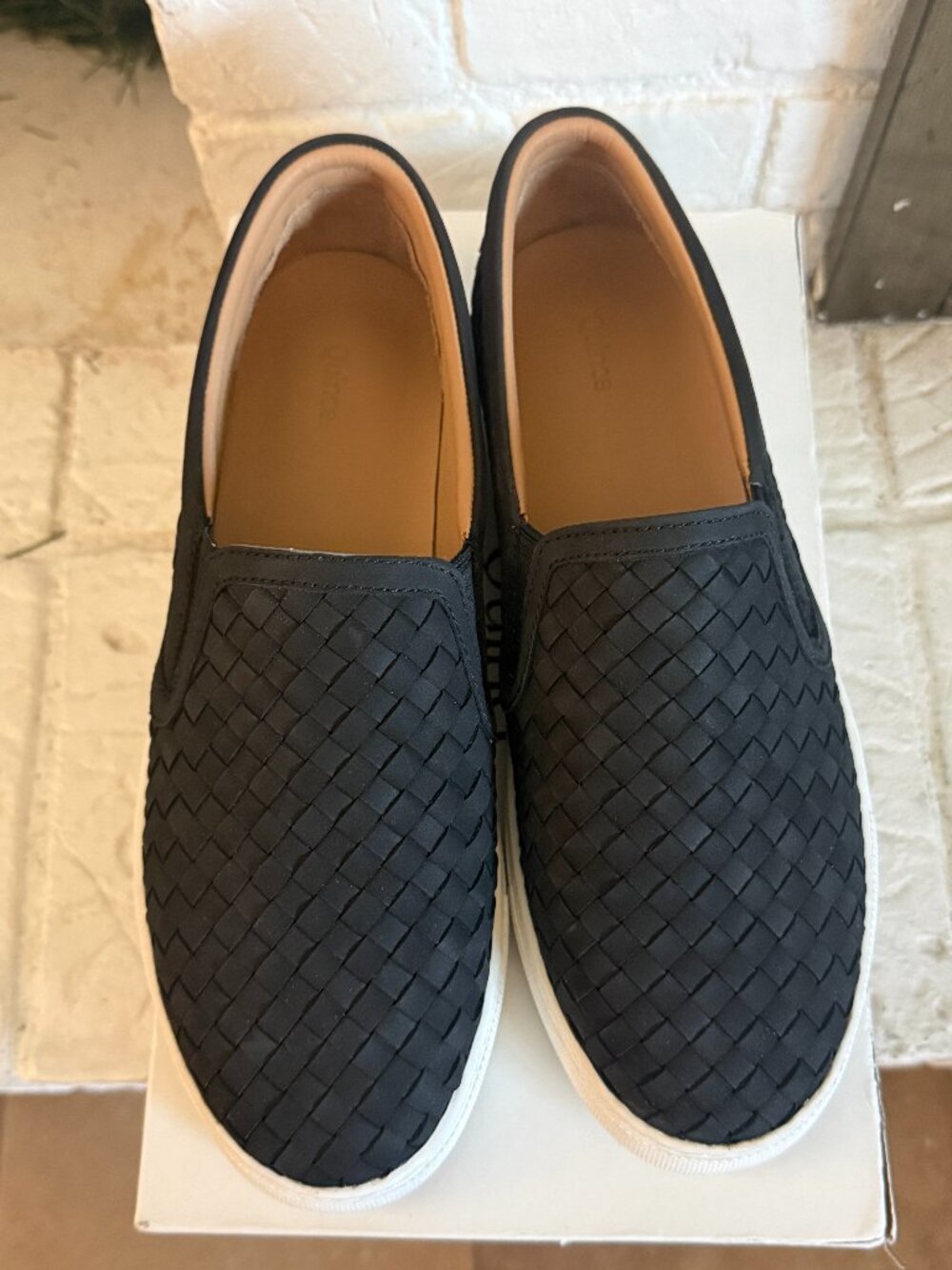 Quince Women 100% Handwoven Leather Slip On Sneaker Black 9 NIB